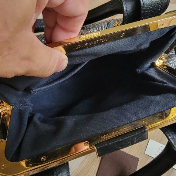 Louis Vuitton Motard  Bike Leather Fall/Winter Collection Black Leather Handbag - Picture 14 of 14